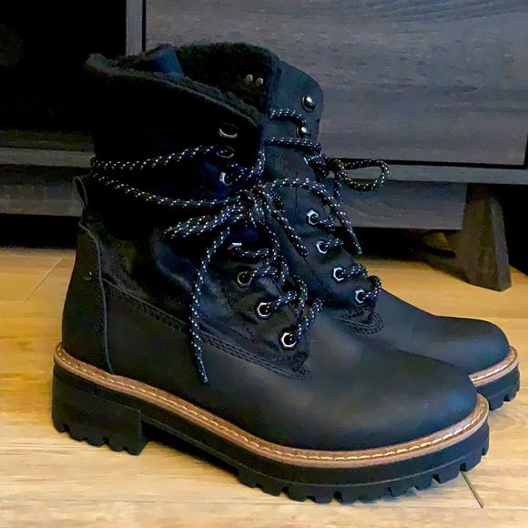 Like New Combat Lug Boots - Picture 1 of 7